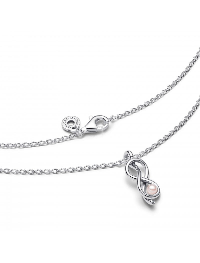 Collier à nœud infini