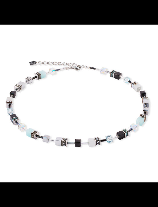 Collier noir et bleu