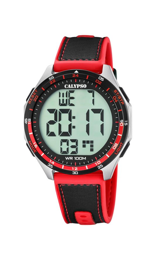 Montre pour homme. Avec un boîtier plastique équipé d’un bracelet de plastique. Les montres visent à captiver par leur look frais et extraverti, avec des couleurs vives et intenses.