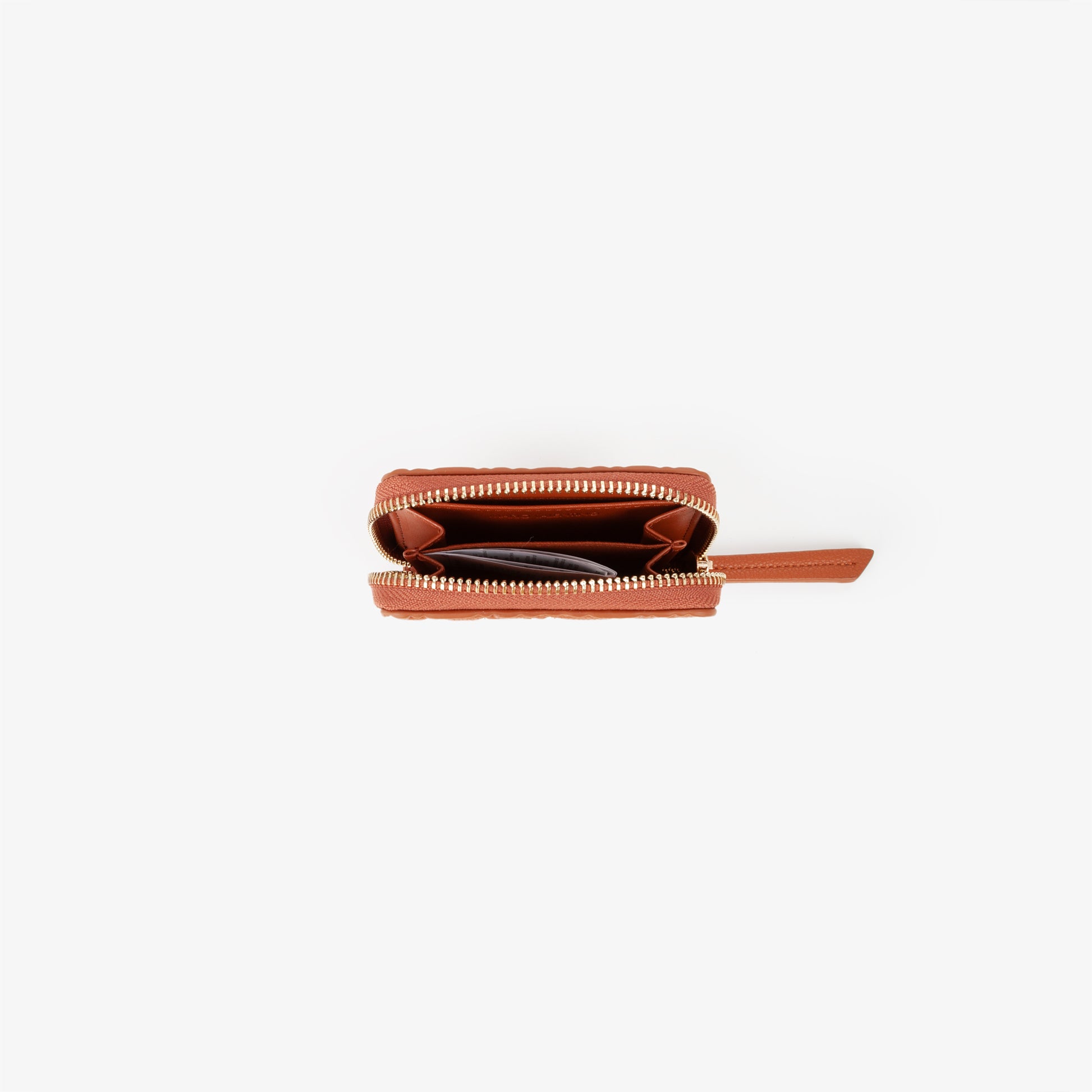 Portemonnaie femme zippé cuir grainé motif logo cognac