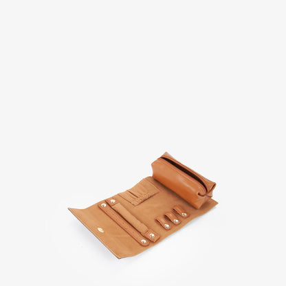Trousse femme simili cuir monogramme marron camel