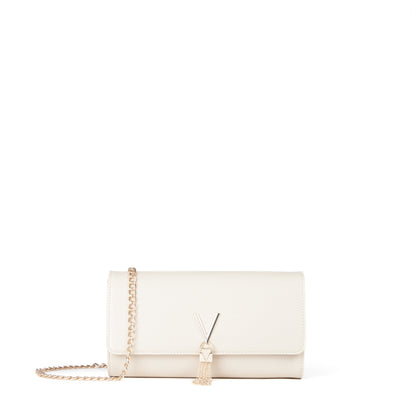 Sac pochette femme beige doré chaîne et breloque