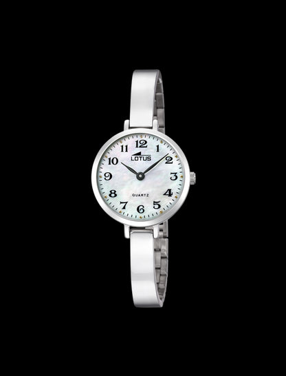MONTRE BRACELET EN ACIER, FEMME